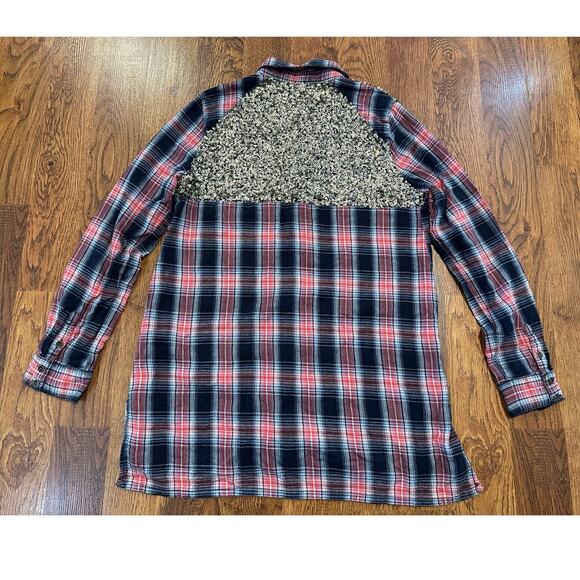 Free People Little Bit of Sugar Plaid Sequin Flannel Top Size Medium Streetwear - Picture 2 of 10